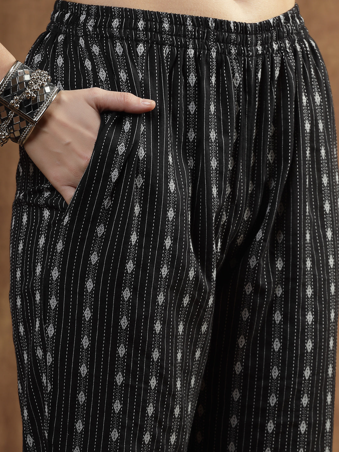 Women's Printed Rayon Black Co-Ord set